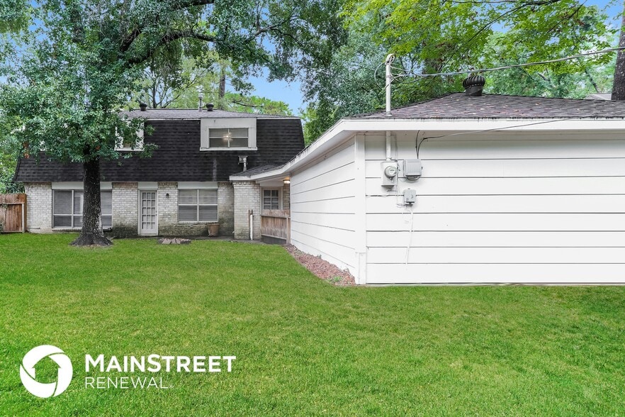 Building Photo - 15322 Parkville Dr