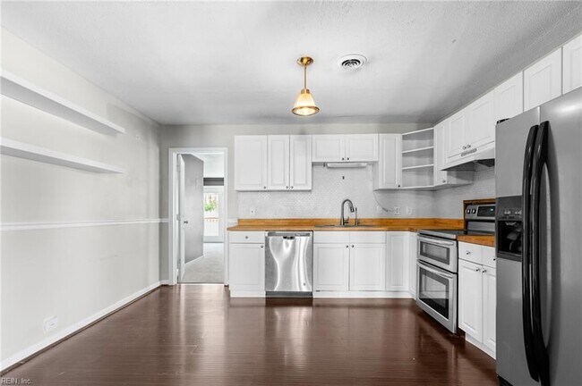 Building Photo - 41 Messick Rd