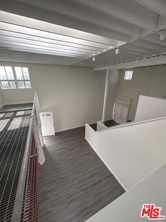 Building Photo - 915 Broadway St