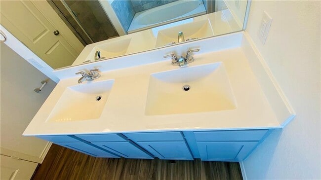 Building Photo - 21313 Wilmiller Ln