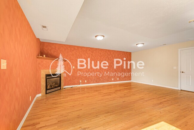 Building Photo - 3635 Tuscany Dr