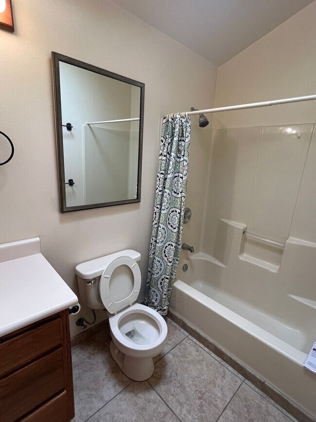 Building Photo - LSSCH780