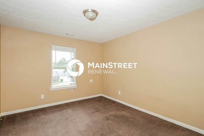 Building Photo - 4 Bedroom Pet-Friendly Home in Covington, GA with Main Street Renewal