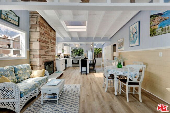 Building Photo - 24528 Malibu Rd
