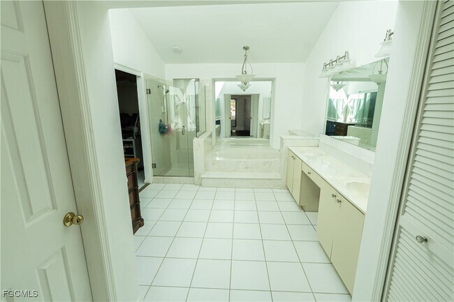 Building Photo - 14557 Eagle Ridge Dr