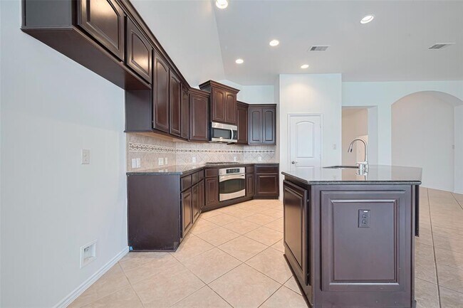 Building Photo - 13315 Peach Orchard Ln
