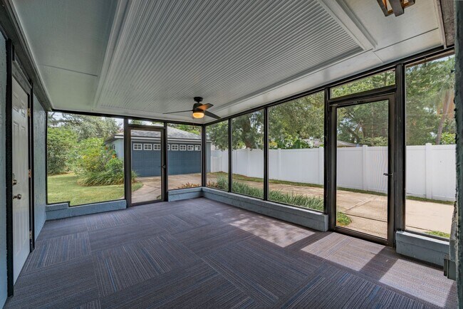 Building Photo - Charming Riverside Heights Rental – Update...