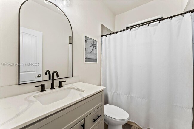 Building Photo - 25021 SW 118 Ct