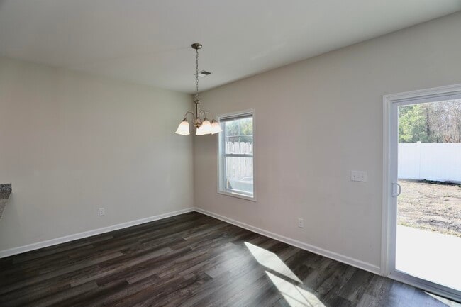 Building Photo - 1854 Gabriel Ln