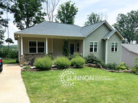 Building Photo - Peaceful 3-Bedroom Retreat with Scenic Vie...