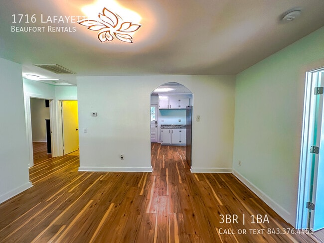 Building Photo - 1716 Lafayette St