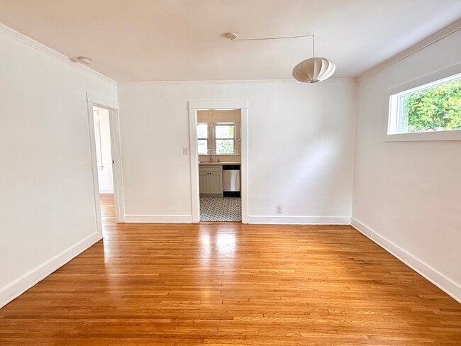 Building Photo - 2471 W Ave 32