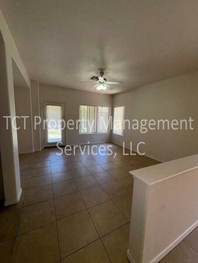 Building Photo - Desirable Location in Wigwam Creek South