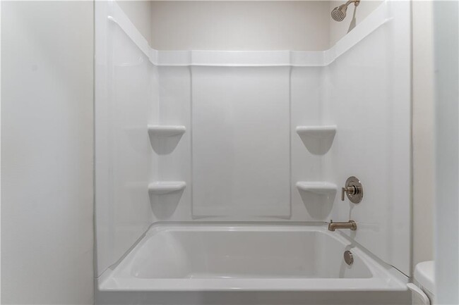Building Photo - 4105 Oakwood Ter Ct