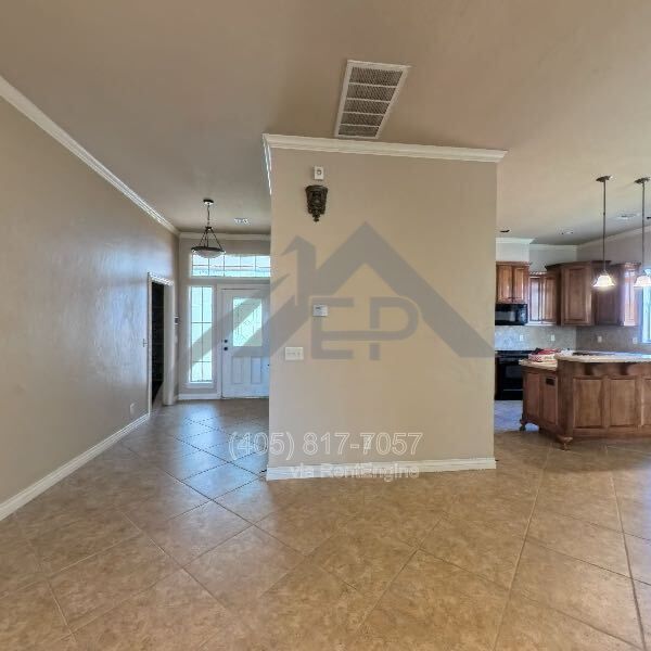 Building Photo - 3216 Songwood Dr