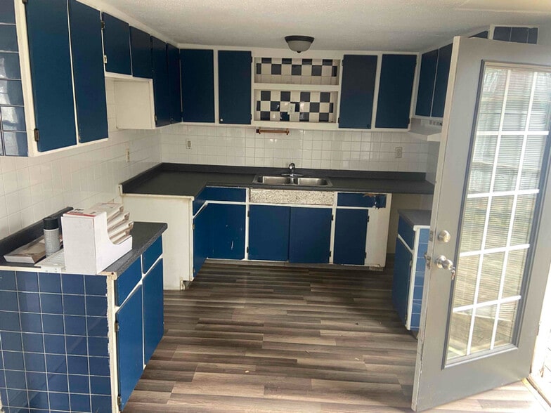 Building Photo - 104 Tattoo Ln