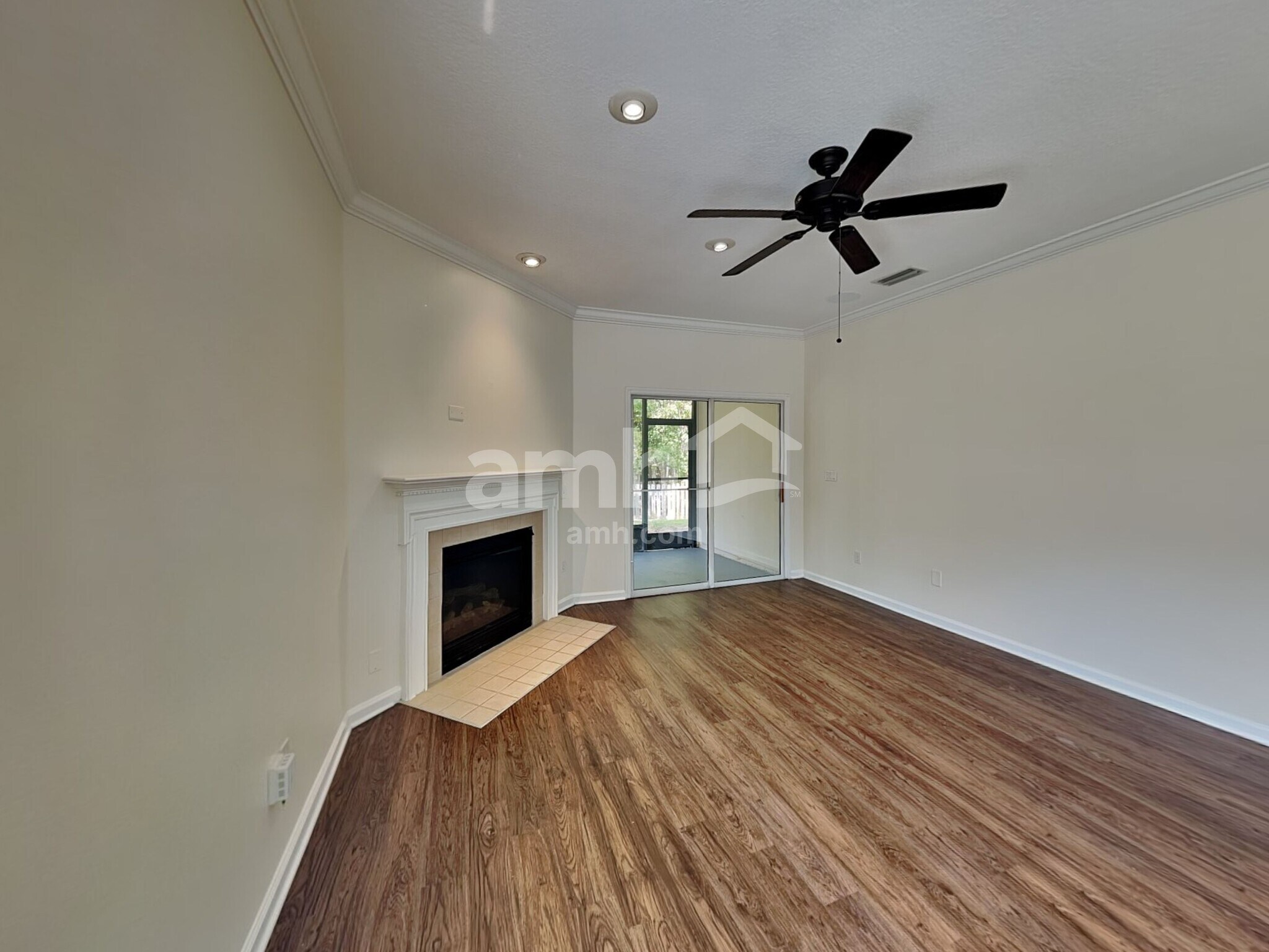 Building Photo - 1347 Ivyhedge Ave