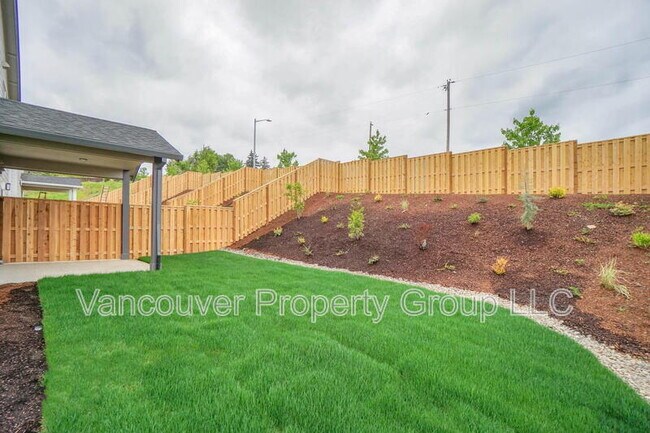 Building Photo - 2351 E Otter Lp