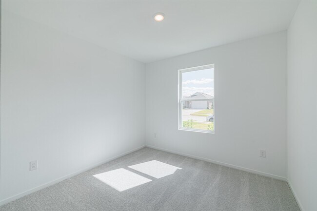 Building Photo - 26718 Willow Ln