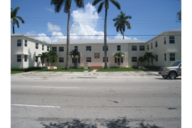 575 NE 82nd St - The Kennedy