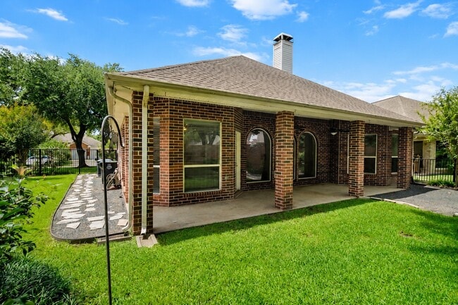 Building Photo - 6418 Parkriver Crossing