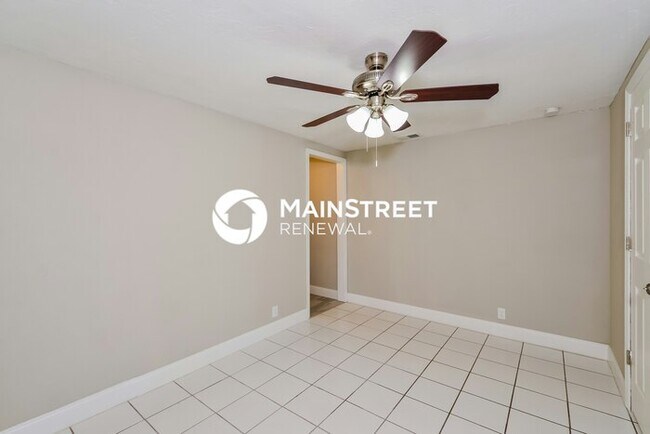 Building Photo - 3 Bedroom Pet-Friendly Home in VENICE, FL with Main Street Renewal