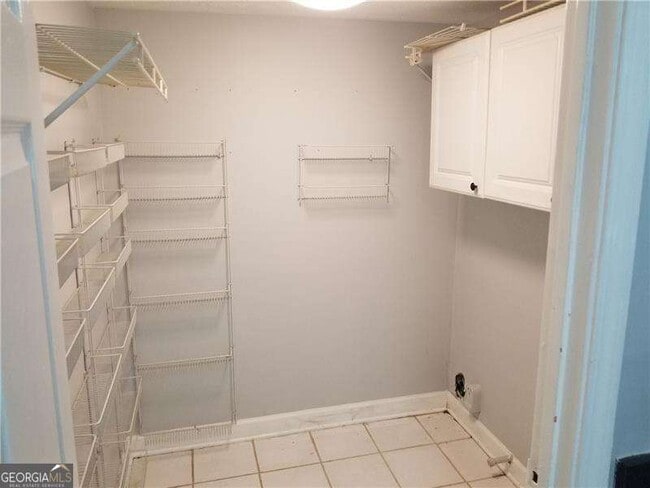 Building Photo - 107 Sterling Ct