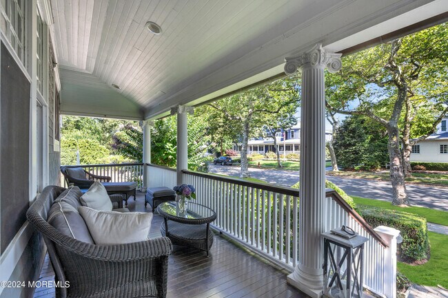 Building Photo - 207 Monmouth Ave