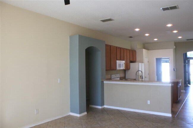 Building Photo - 3020 Eagle Crossing Dr