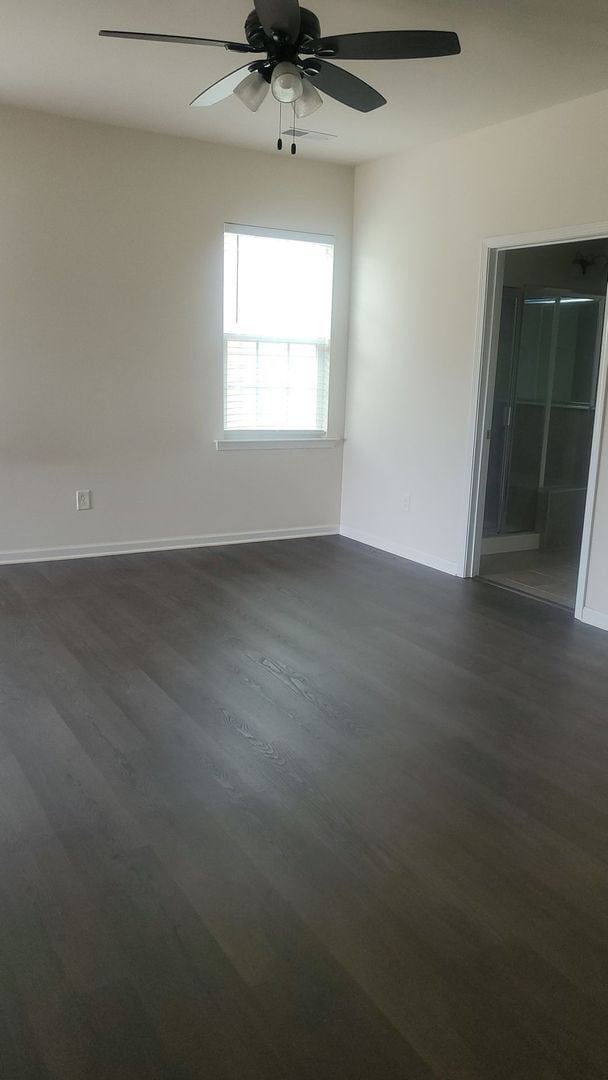 Building Photo - Coming Soon! 3 Bedroom Single Family Home