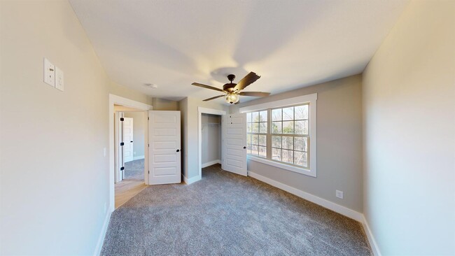 Building Photo - 1215 Boulder Pass Rd