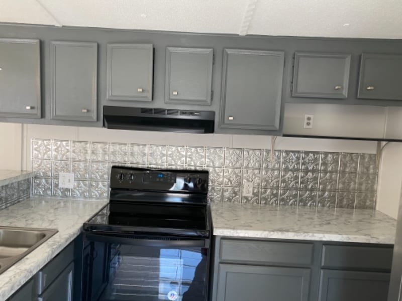 Building Photo - 833 Lovell Rd