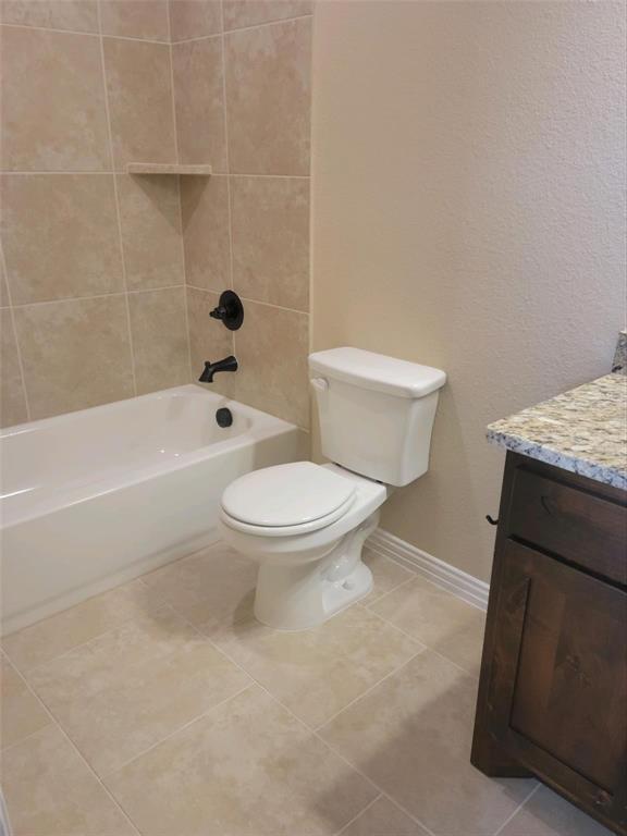 Building Photo - 124 Canales Cir