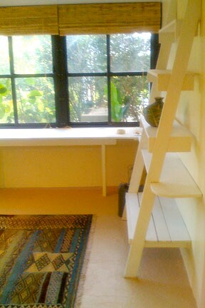 Building Photo - 902 S Palmway