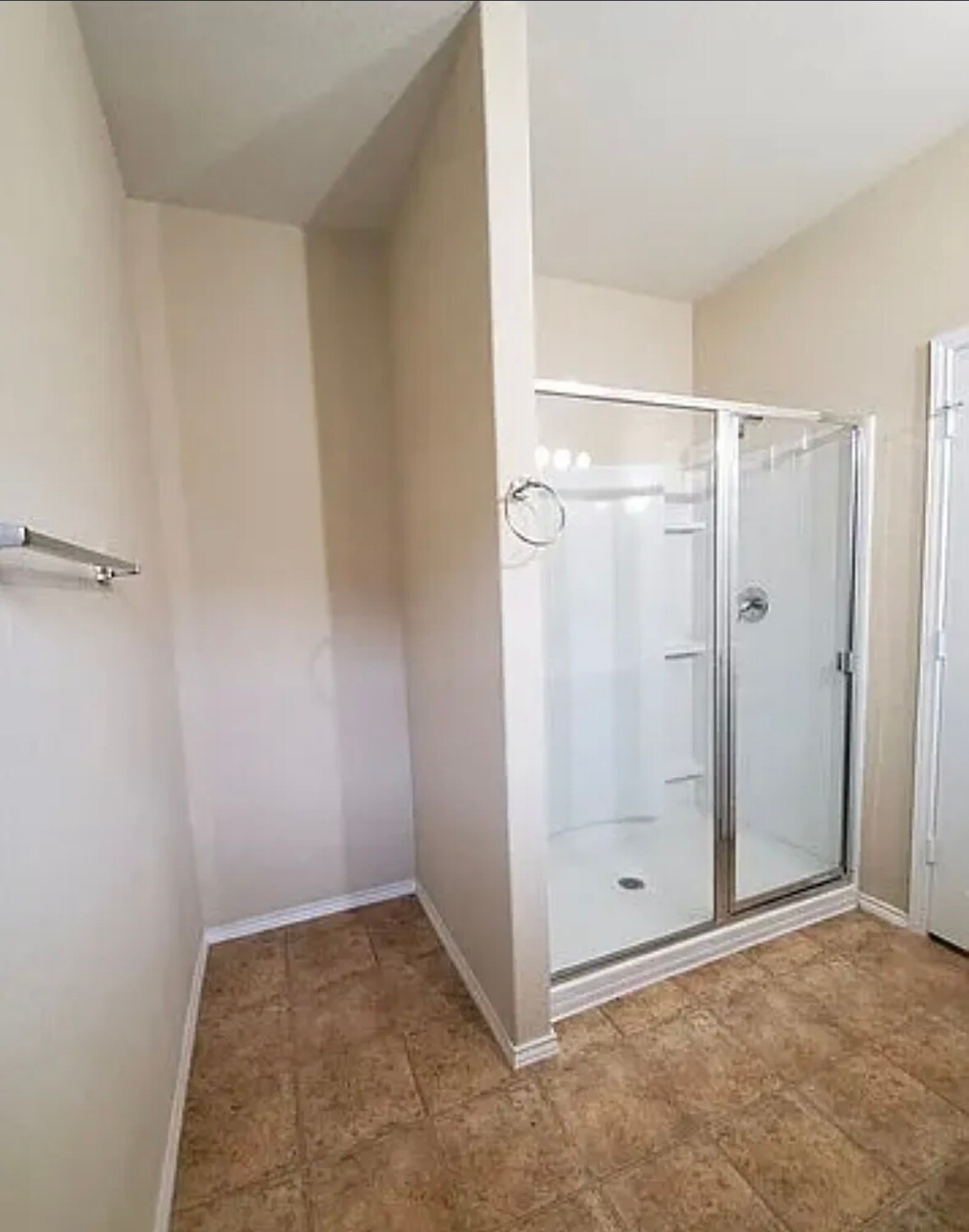 Master bathroom shower - 714 Roping Star