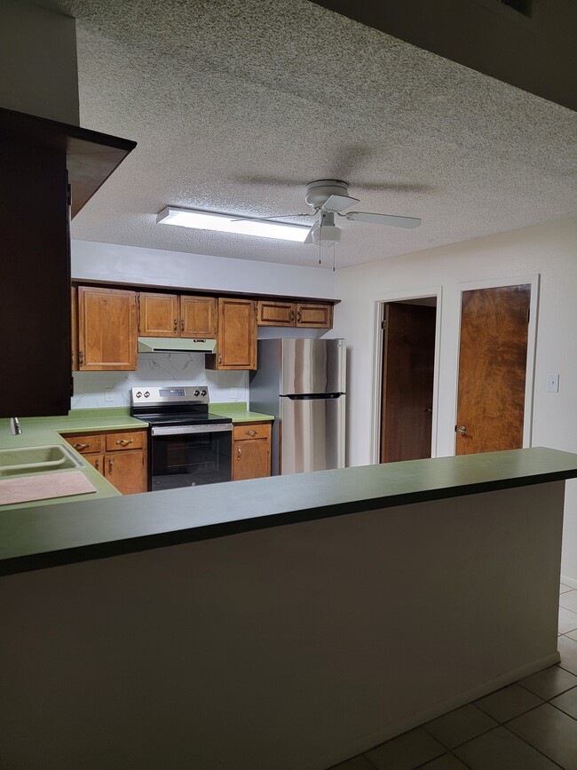 Building Photo - 3326 Scenic Ln