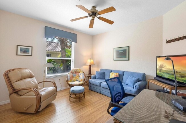 Building Photo - Beautiful Fully Furnished 3/2 Bouchelle Is...