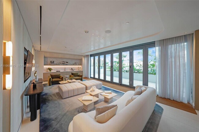 Building Photo - 900 N Ocean Blvd