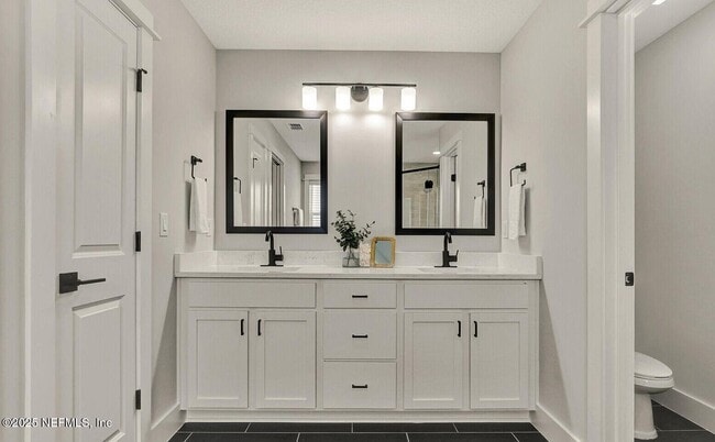 Building Photo - 1328 6th Ave N