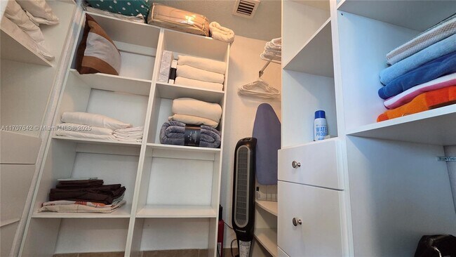 Building Photo - 2501 S Ocean Dr