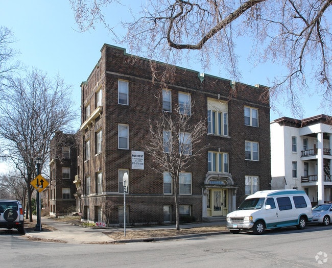 Building Photo - The Shelburne