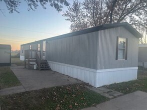 Building Photo - Newly Remobile Home For sale