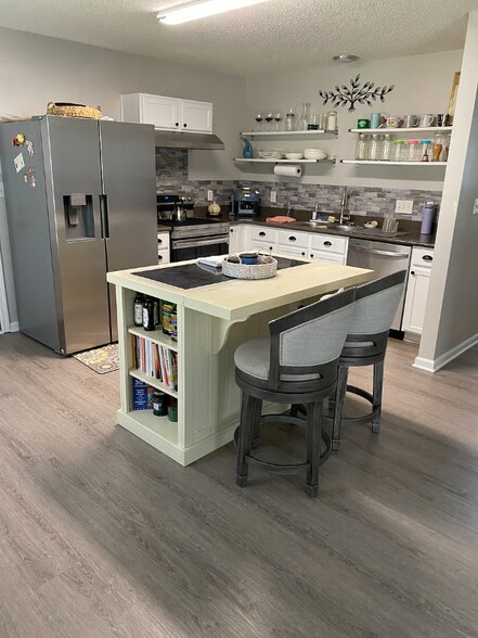 Building Photo - 5870 Timbertop Ln