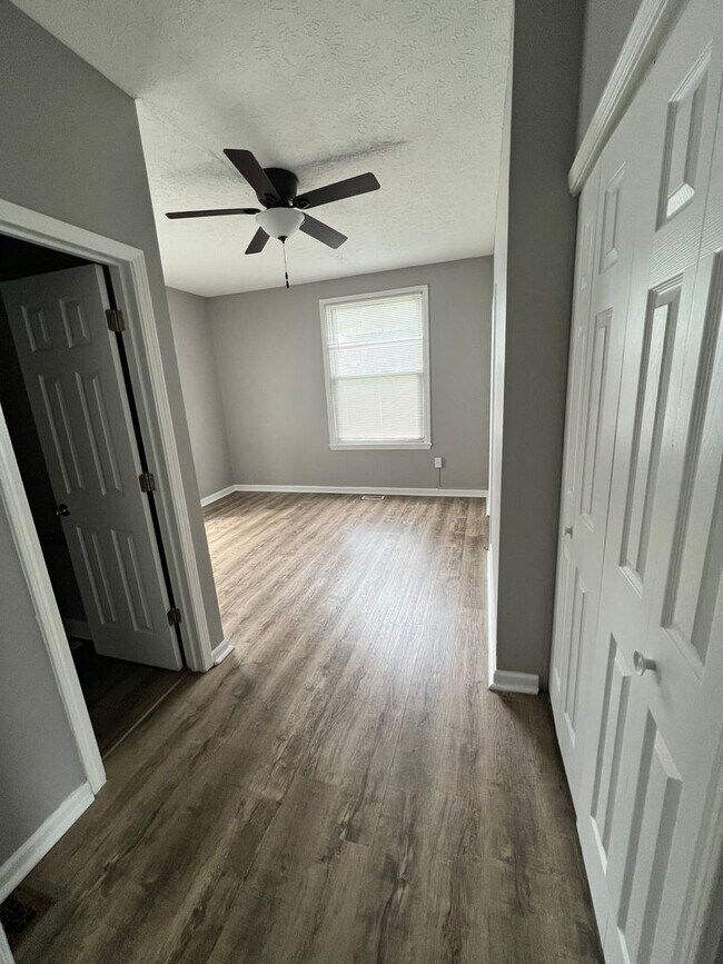 Building Photo - 1617 Ferry St