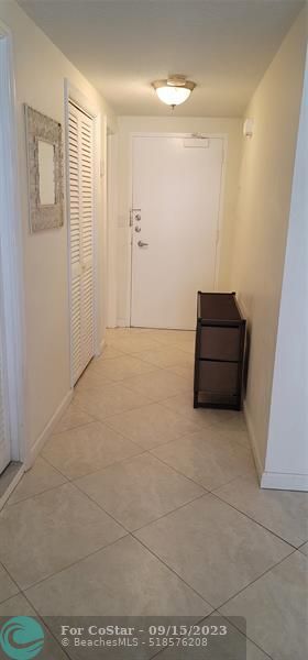 Building Photo - 3800 Galt Ocean Dr