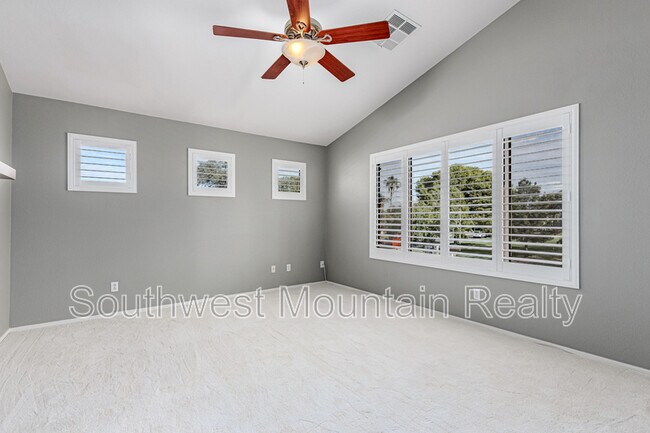 Building Photo - 1149 N Cholla St