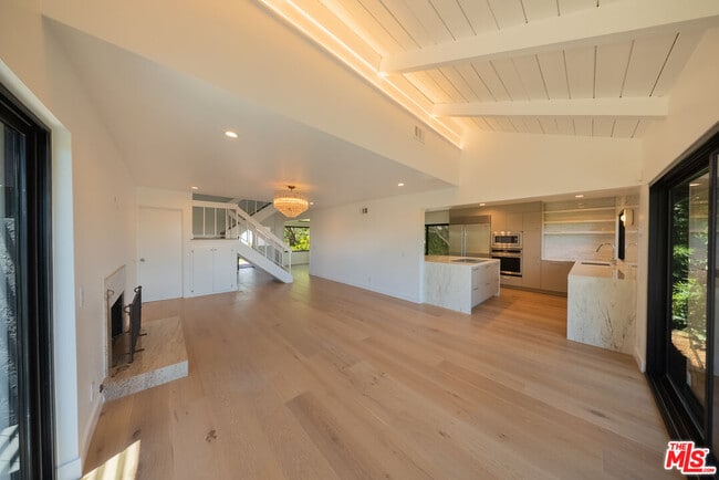 Building Photo - 13302 Mulholland Dr
