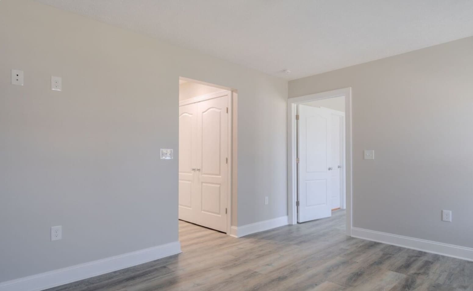 Building Photo - 335 Twisted Oak Dr NW