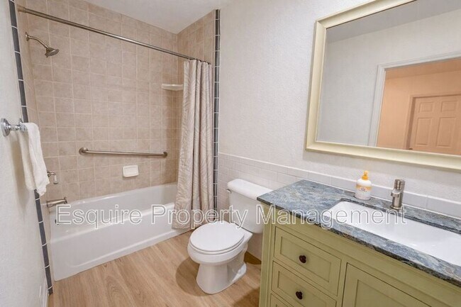 Building Photo - 1275 Buena Vista St