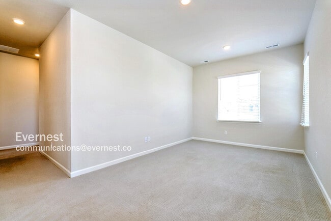 Building Photo - 6936 Hidden Cv Ct